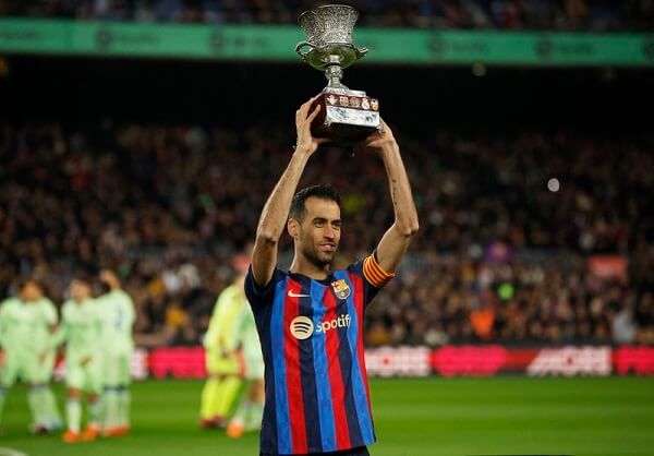 Những tiền vệ Barca chơi hay nhất trong lịch sử
