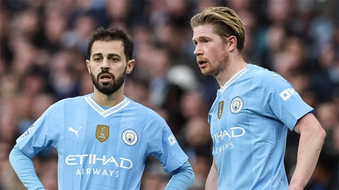 Hàng tiền vệ già nua của Manchester City là vấn đề của Pep Guardiola - Bongdaplus.vn
