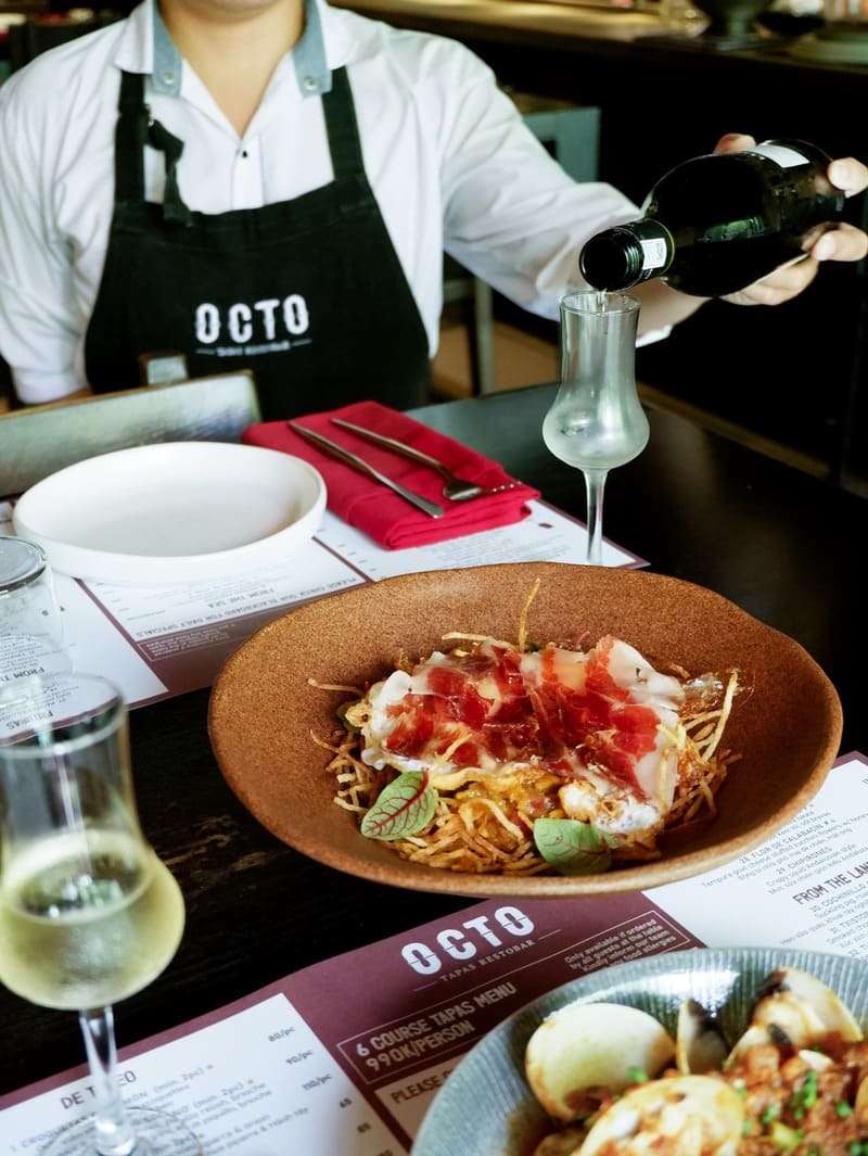 Octo Tapas Restobar